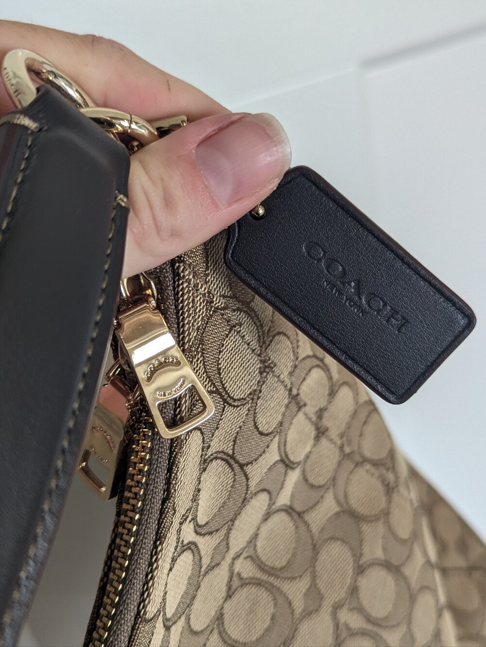 Coach Signature Celeste Hobo Shoulder Bag - Classic Khaki Brown NWT - Picture 3 of 10